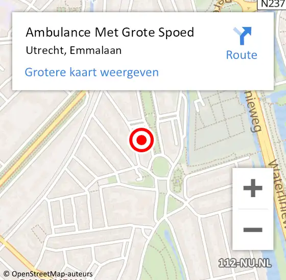 Locatie op kaart van de 112 melding: Ambulance Met Grote Spoed Naar Utrecht, Emmalaan op 12 oktober 2017 12:09