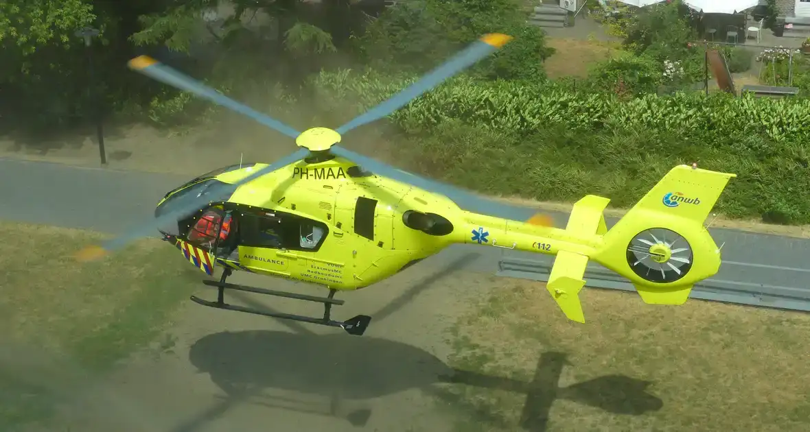 Traumahelikopter PH-MAA van Erasmus MC naar Vlissingen op maandag 7 juli 2025 0:21