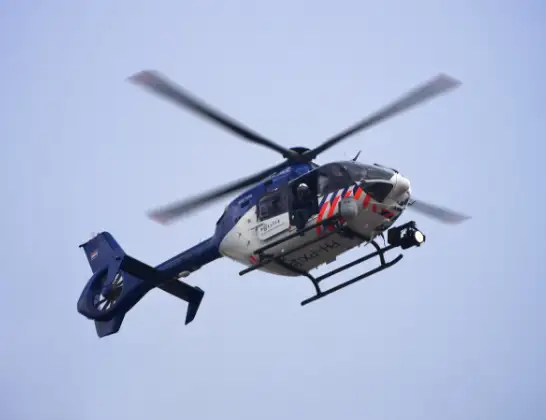 Politiehelikopter onderweg vanuit Oud Ade | 17 april 2024 18:32