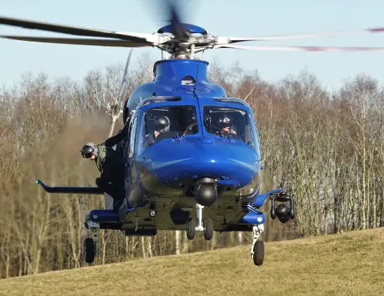 Politiehelikopter onderweg vanuit Den Helder | 17 april 2024 19:43