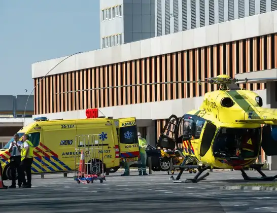 Ambulancehelikopter onderweg vanuit Vliegbasis Leeuwarden | 18 april 2024 9:29