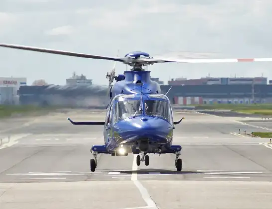 Politiehelikopter onderweg vanuit Vliegveld Midden-Zeeland | 10 mei 2024 10:49