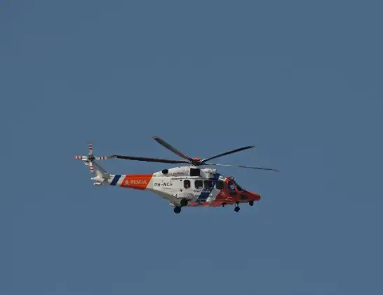 Kustwachthelikopter onderweg vanuit Vliegveld Midden-Zeeland | 8 augustus 2024 18:57