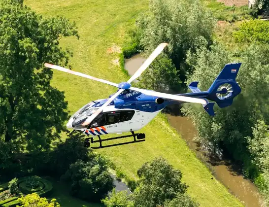 Politiehelikopter onderweg vanuit Rotterdam The Hague Airport | 11 augustus 2024 15:15