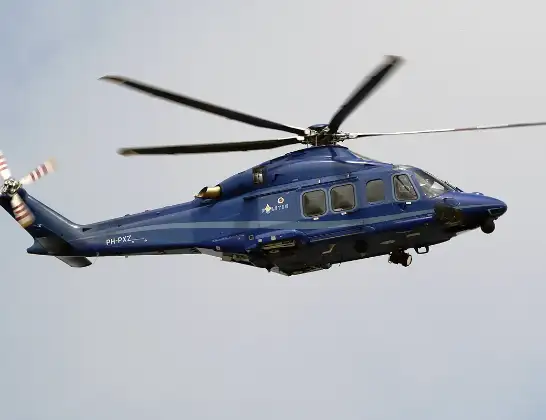 Politiehelikopter onderweg vanuit Aalsmeer | 1 juni 2025 12:12