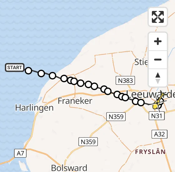 Vlucht Ambulancehelikopter PH-HOW van West-Terschelling naar Leeuwarden op zondag 21 juli 2024 17:05