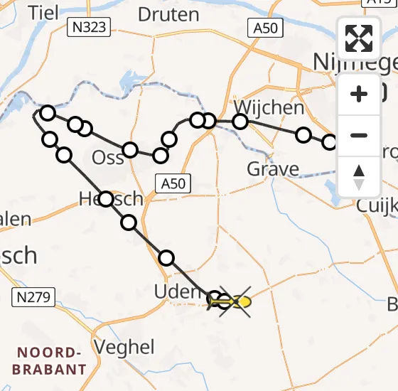 Vlucht Traumahelikopter PH-MAA van Radboud Universitair Medisch Centrum naar Vliegbasis Volkel op dinsdag 5 november 2024 12:30